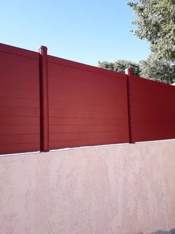 Clôture lames pleines